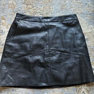 Lulus faux leather skirt